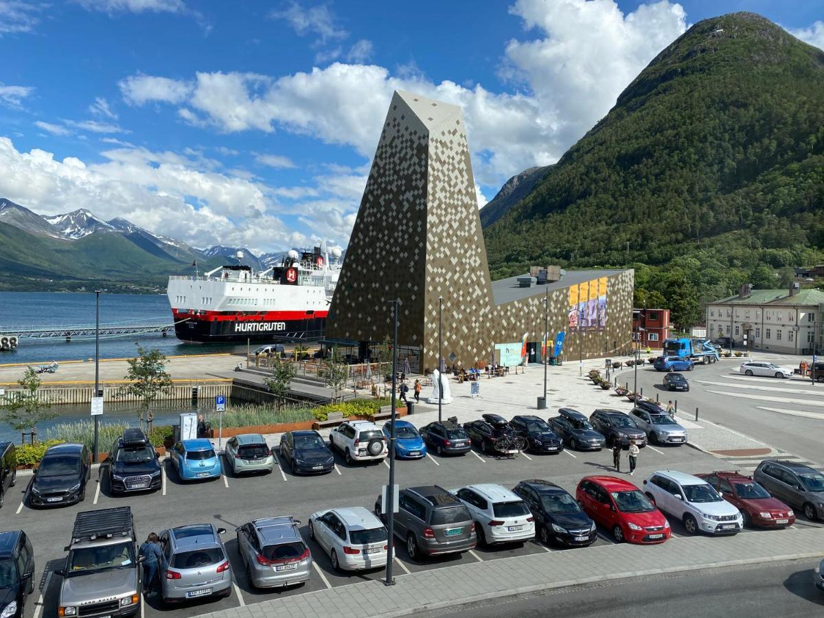 Andalsnes Sentrum Apartment No1 Luaran gambar